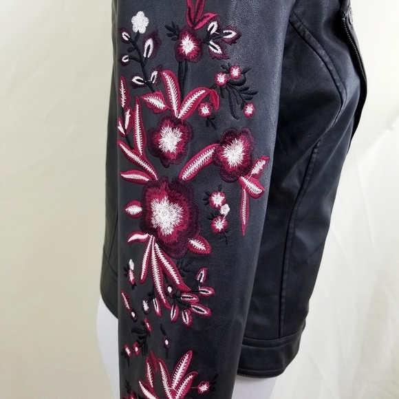 Guess Floral embroidered leather moto jacket black small - Picture 5 of 8